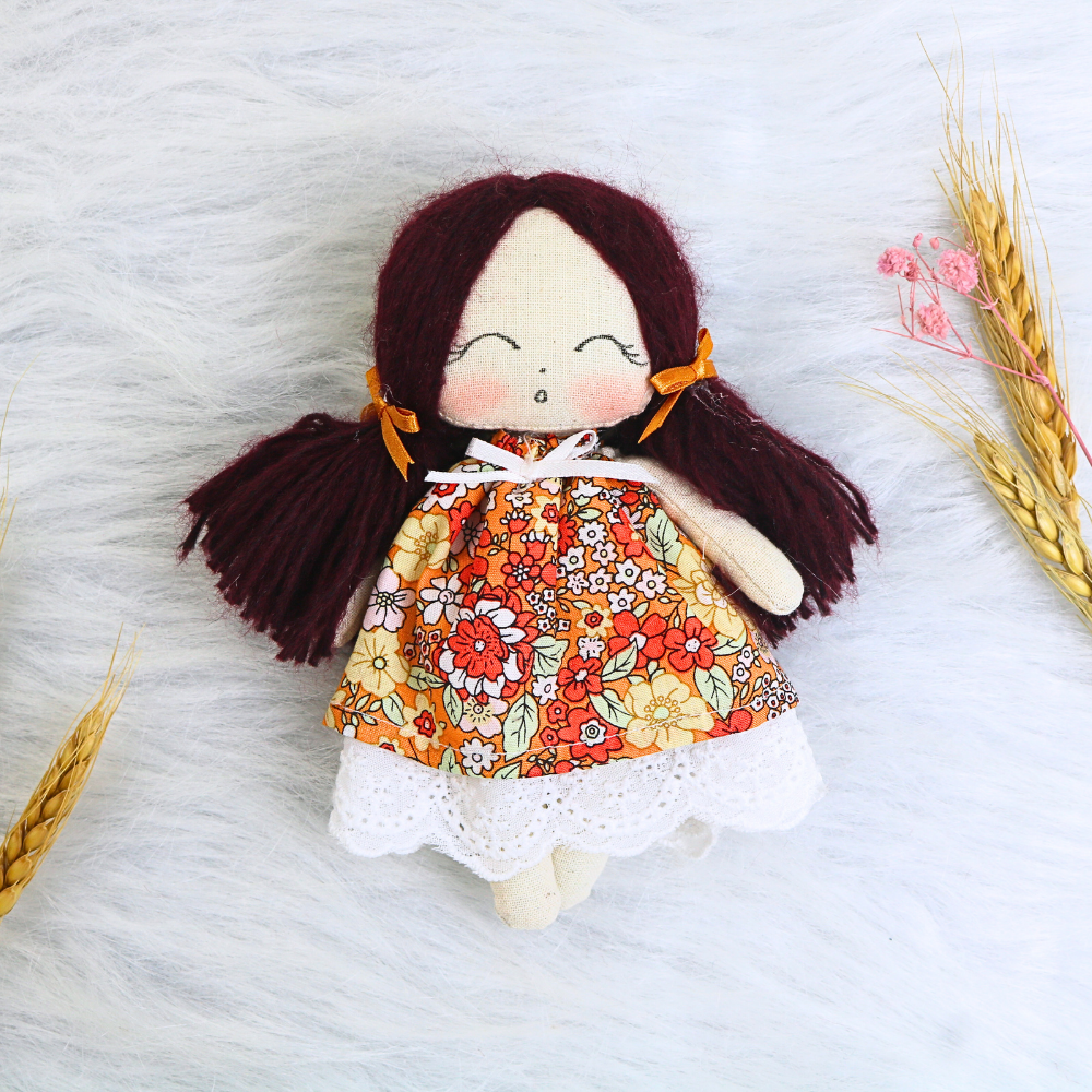 Nora – The sweet storyteller who lives for cozy afternoons